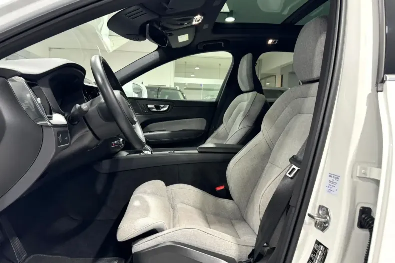 Volvo XC60 din 2021 cu 68.000 km - oferta VOL125209 - foto 15