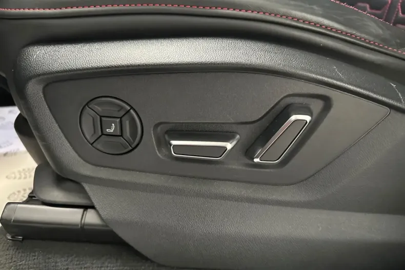 Audi RSQ8 din 2022 cu 61.806 km - oferta AUD125215 - foto 14