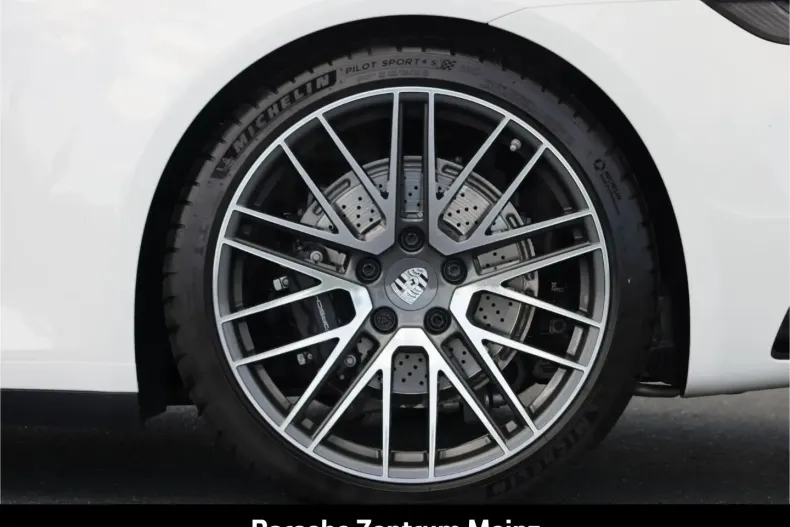 Porsche 992 din 2023 cu 10.560 km - oferta POR125216 - foto 6