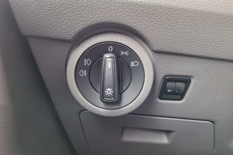 Volkswagen T6 Caravelle din 2023 cu 35.980 km - oferta VOL125217 - foto 16