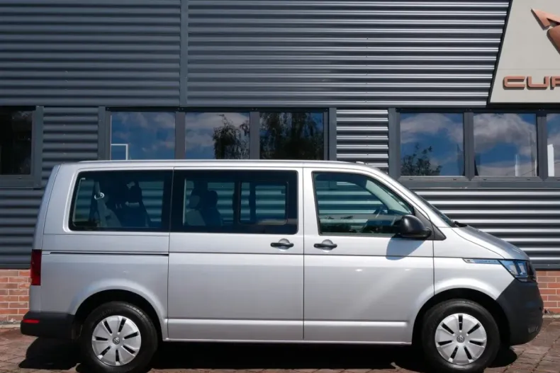 Volkswagen T6 Caravelle din 2023 cu 37.490 km - oferta VOL125218 - foto 8