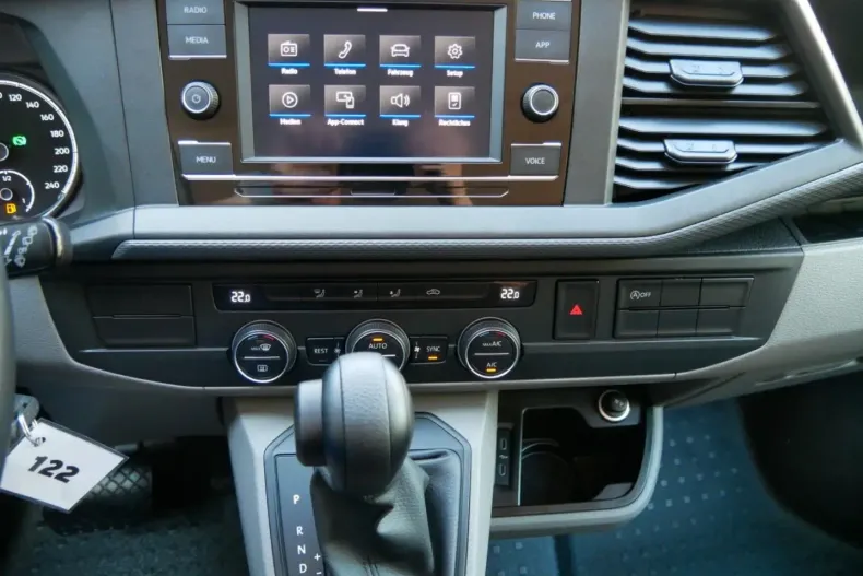 Volkswagen T6 Caravelle din 2023 cu 37.490 km - oferta VOL125218 - foto 13