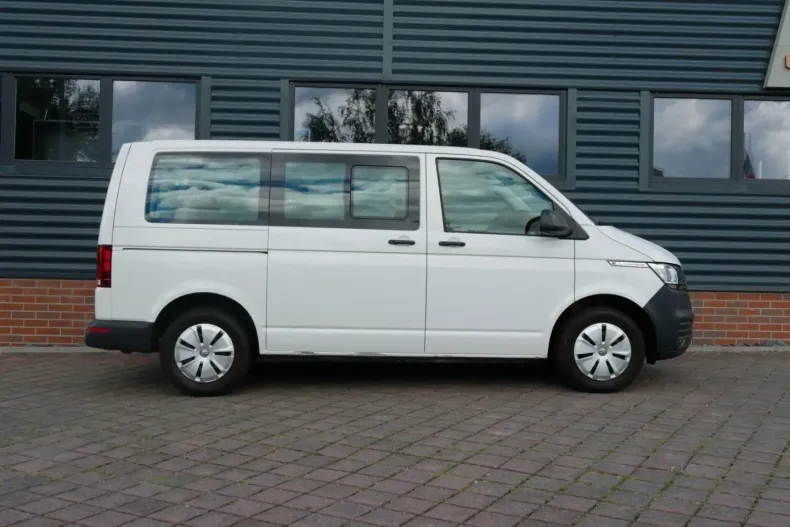 Volkswagen T6 Caravelle din 2023 cu 25.579 km - oferta VOL125225 - foto 9