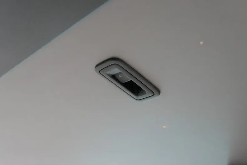 Volkswagen T6 Caravelle din 2023 cu 25.579 km - oferta VOL125225 - foto 14