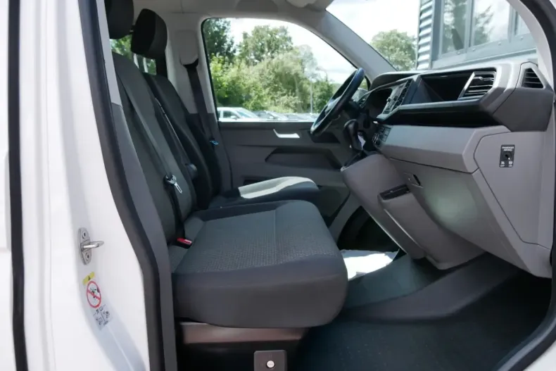 Volkswagen T6 Caravelle din 2023 cu 25.579 km - oferta VOL125225 - foto 28