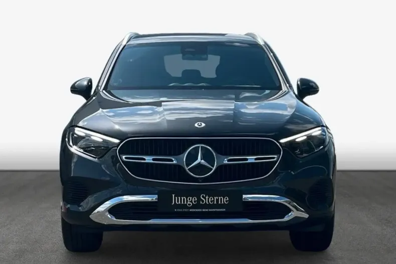 Mercedes-Benz GLC 200 din 2023 cu 7.459 km - oferta MER125227 - foto 3