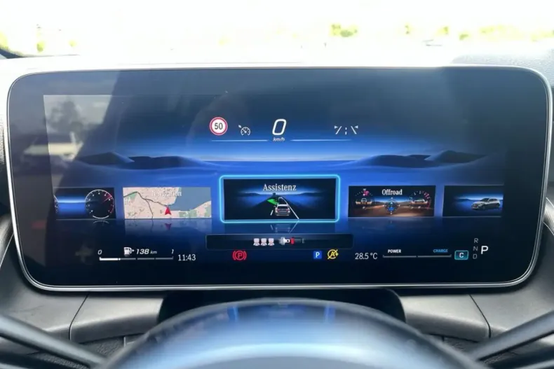 Mercedes-Benz GLC 200 din 2023 cu 7.459 km - oferta MER125227 - foto 11