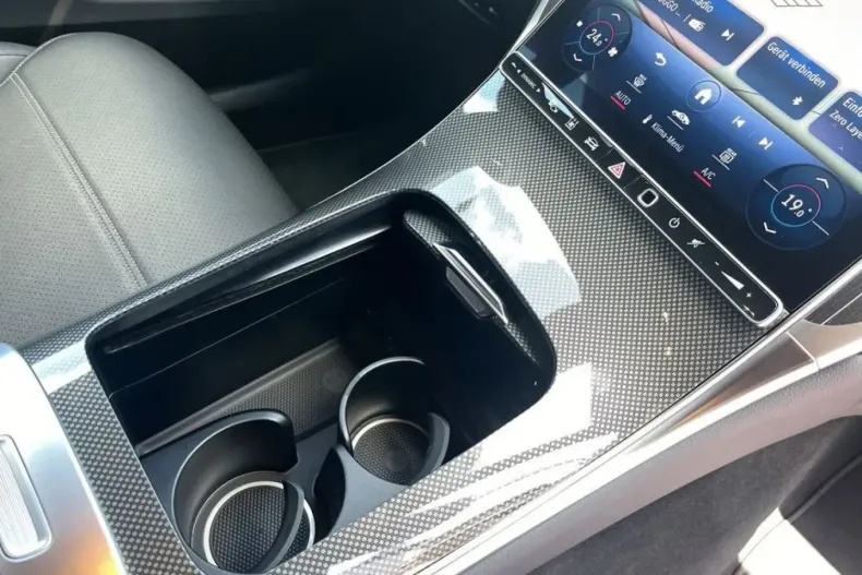 Mercedes-Benz GLC 200 din 2023 cu 7.459 km - oferta MER125227 - foto 15