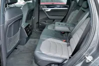 Volkswagen Touareg din 2023 cu 15.250 km - oferta VOL125229 - foto 13