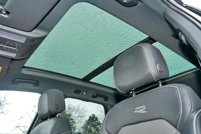 Volkswagen Touareg din 2023 cu 15.250 km - oferta VOL125229 - foto 14