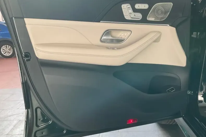 Mercedes-Benz GLE 350 din 2023 cu 29.000 km - oferta MER125242 - foto 6