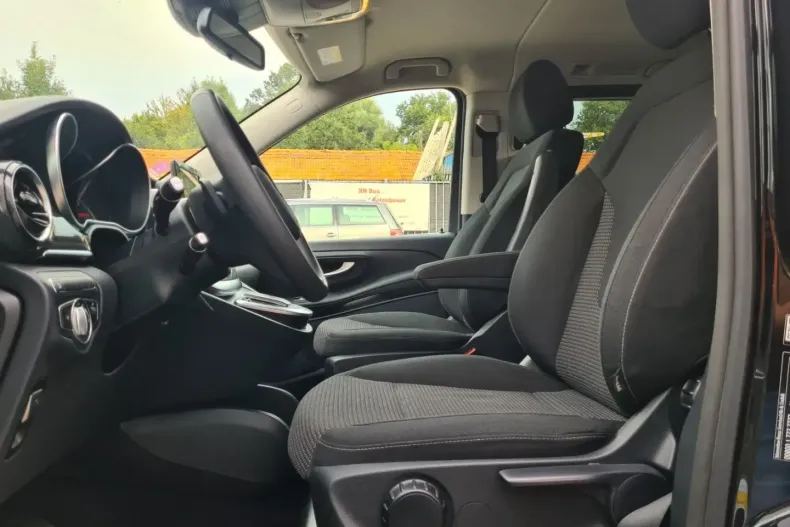 Mercedes-Benz V 220 din 2021 cu 75.780 km - oferta MER125246 - foto 13