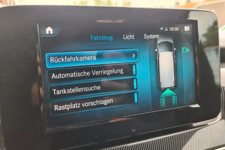 Mercedes-Benz V 220 din 2021 cu 75.780 km - oferta MER125246 - foto 15