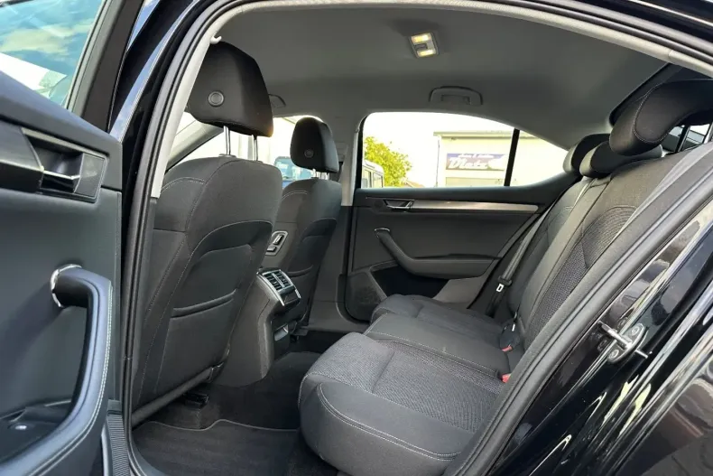 Skoda Superb din 2021 cu 36.500 km - oferta SKO125248 - foto 29