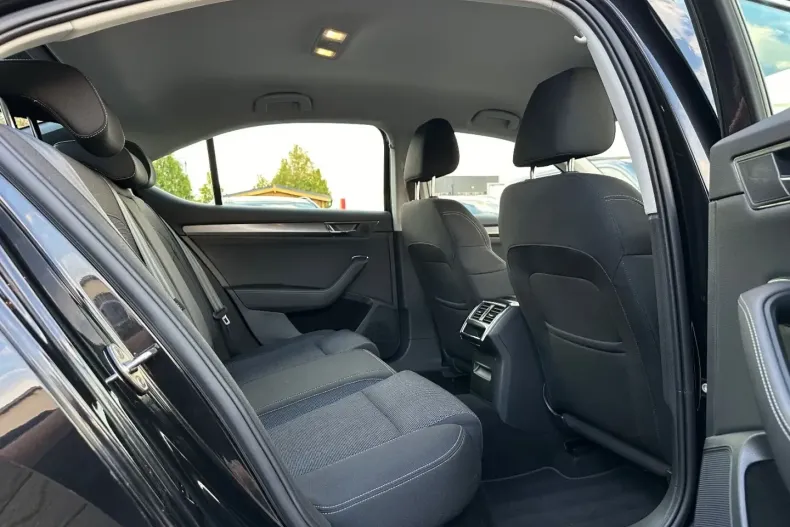 Skoda Superb din 2021 cu 36.500 km - oferta SKO125248 - foto 30