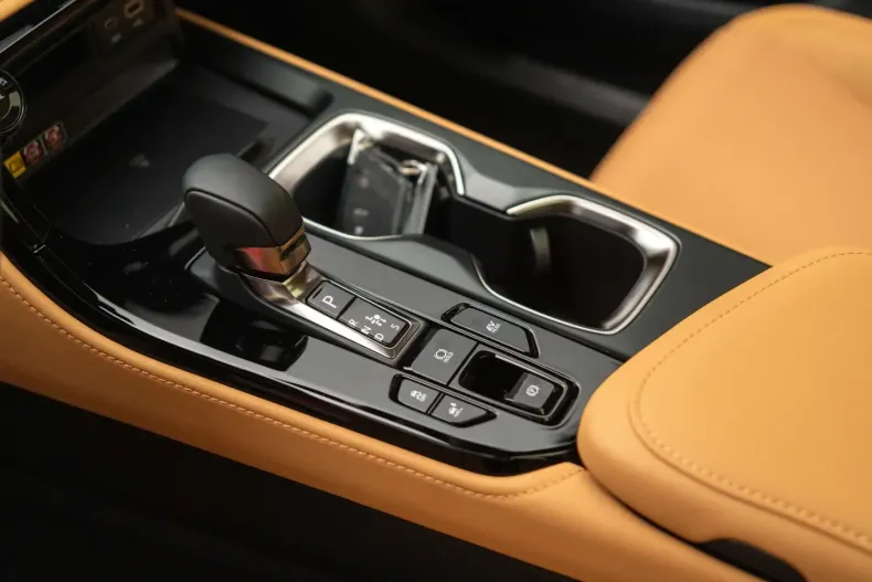 Lexus NX 350h din 2024 cu 11 km - oferta LEX125251 - foto 21