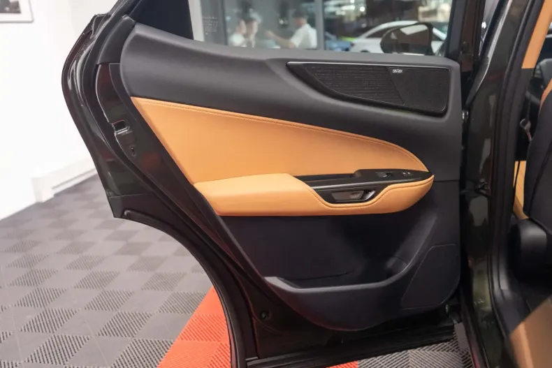 Lexus NX 350h din 2024 cu 11 km - oferta LEX125251 - foto 22