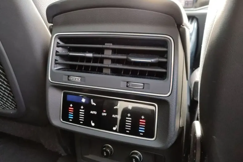 Audi Q8 din 2023 cu 27.182 km - oferta AUD125255 - foto 17