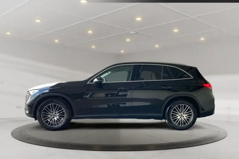 Mercedes-Benz GLC 220 din 2023 cu 31.730 km - oferta MER125262 - foto 2