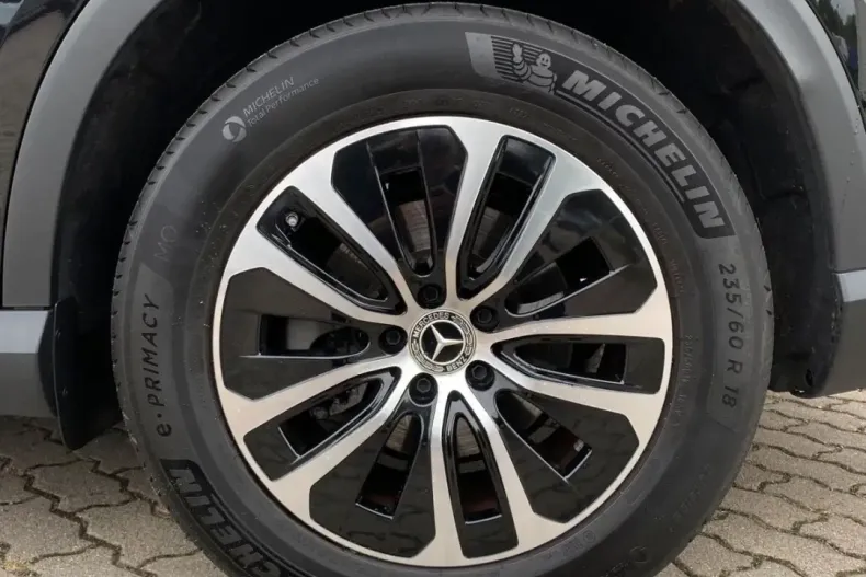 Mercedes-Benz GLC 220 din 2023 cu 14.900 km - oferta MER125263 - foto 6