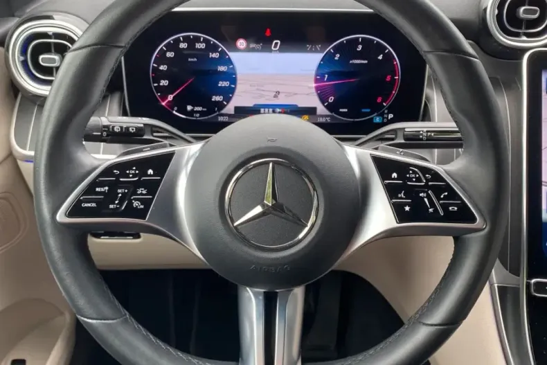 Mercedes-Benz GLC 220 din 2023 cu 14.900 km - oferta MER125263 - foto 15