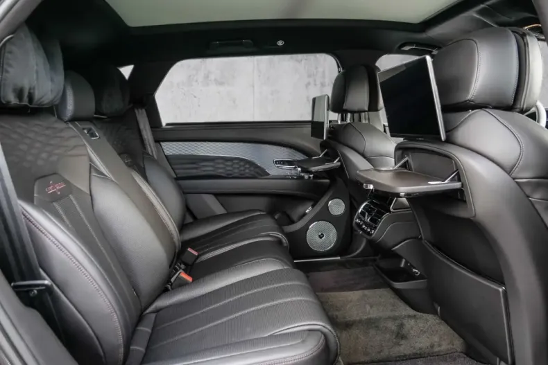 Bentley Bentayga din 2022 cu 10.980 km - oferta BEN125265 - foto 12