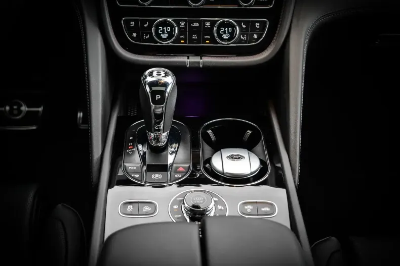 Bentley Bentayga din 2022 cu 10.980 km - oferta BEN125265 - foto 15