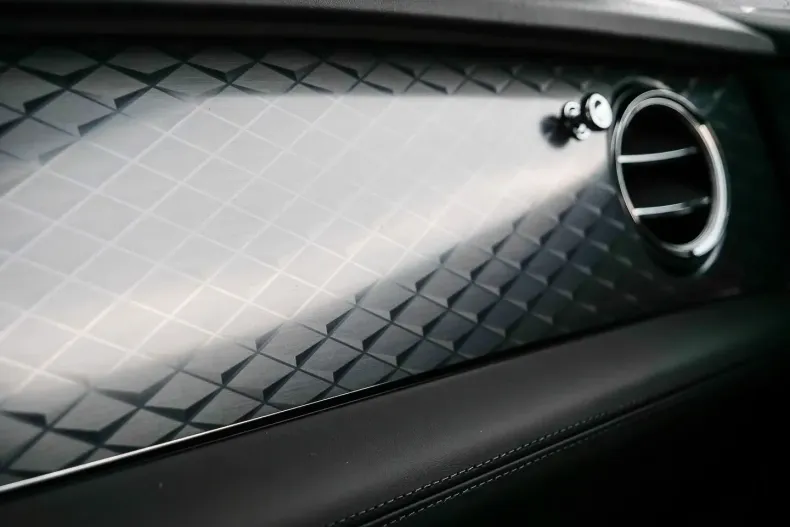 Bentley Bentayga din 2022 cu 10.980 km - oferta BEN125265 - foto 28