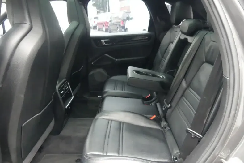 Porsche Cayenne din 2021 cu 76.300 km - oferta POR125266 - foto 13