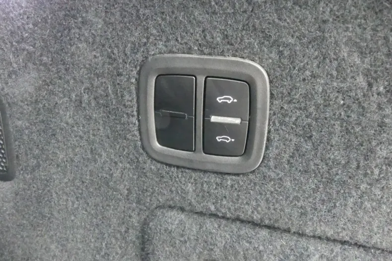 Porsche Cayenne din 2021 cu 76.300 km - oferta POR125266 - foto 25