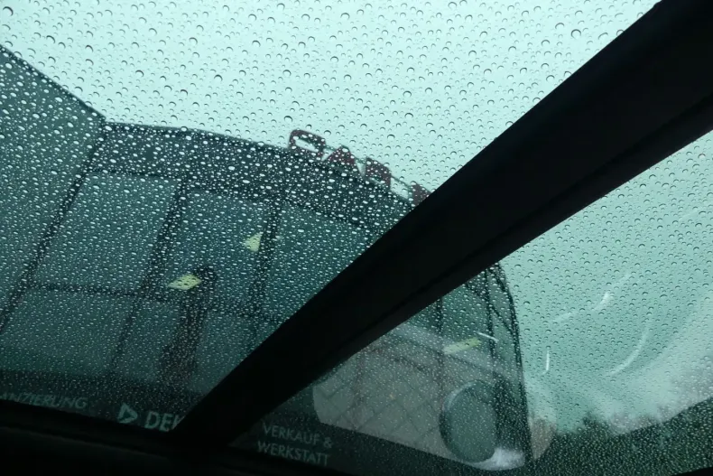 Porsche Cayenne din 2021 cu 76.300 km - oferta POR125266 - foto 26