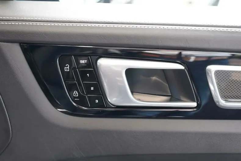 Porsche Cayenne din 2020 cu 91.400 km - oferta POR125267 - foto 27