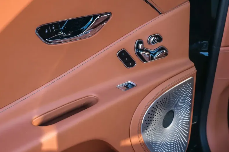 Bentley Flying Spur din 2023 cu 5.500 km - oferta BEN125270 - foto 26