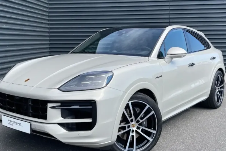 Porsche Cayenne din 2024 cu 15 km - oferta POR125272 - foto 1