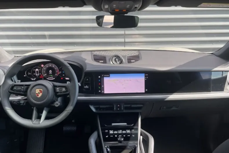 Porsche Cayenne din 2024 cu 15 km - oferta POR125272 - foto 8