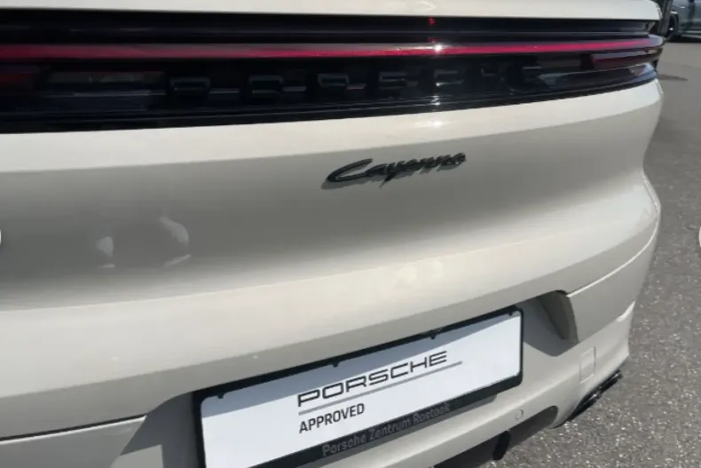 Porsche Cayenne din 2024 cu 15 km - oferta POR125272 - foto 9