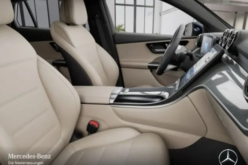 Mercedes-Benz GLC 200 din 2024 cu 9.900 km - oferta MER125278 - foto 13