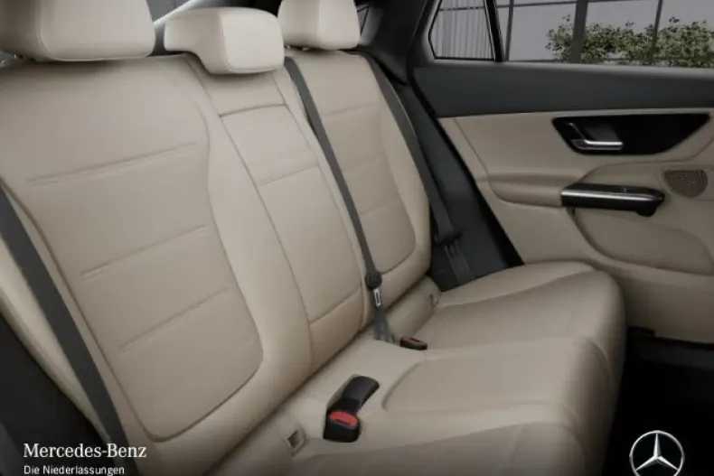 Mercedes-Benz GLC 200 din 2024 cu 9.900 km - oferta MER125278 - foto 14