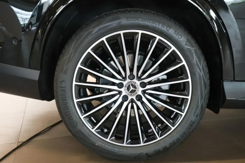 Mercedes-Benz GLC 220 din 2024 cu 6.500 km - oferta MER125280 - foto 8