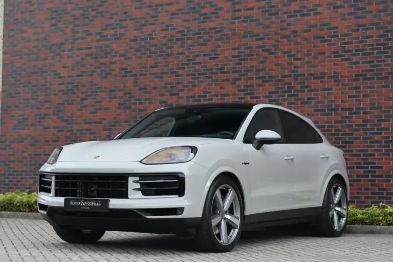 Porsche Cayenne din 2024 cu 5.800 km - oferta POR125285 - foto 1