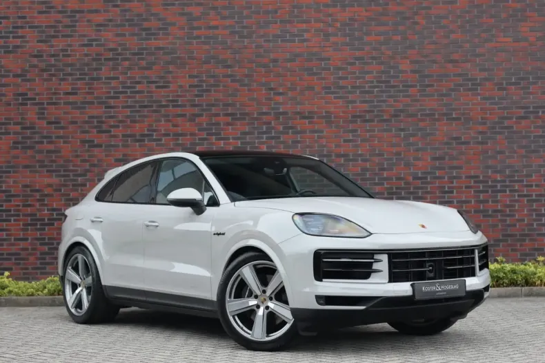 Porsche Cayenne din 2024 cu 5.800 km - oferta POR125285 - foto 2