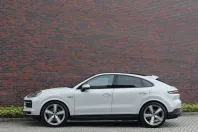 Porsche Cayenne din 2024 cu 5.800 km - oferta POR125285 - foto 7