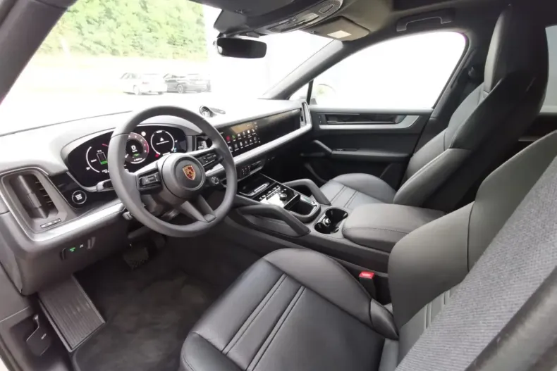 Porsche Cayenne din 2024 cu 35 km - oferta POR125286 - foto 9