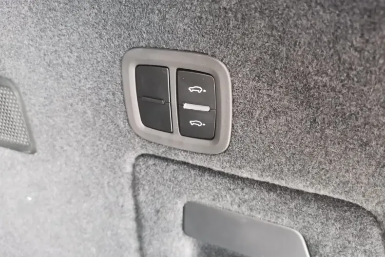 Porsche Cayenne din 2024 cu 35 km - oferta POR125286 - foto 18