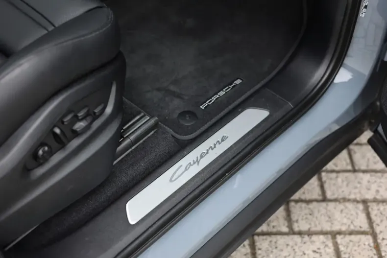 Porsche Cayenne din 2024 cu 6.000 km - oferta POR125287 - foto 15