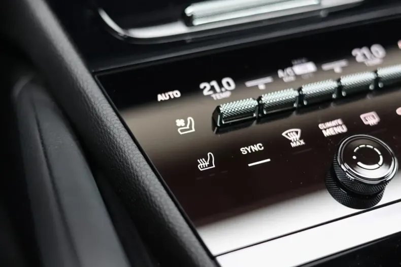 Porsche Cayenne din 2024 cu 6.000 km - oferta POR125287 - foto 17