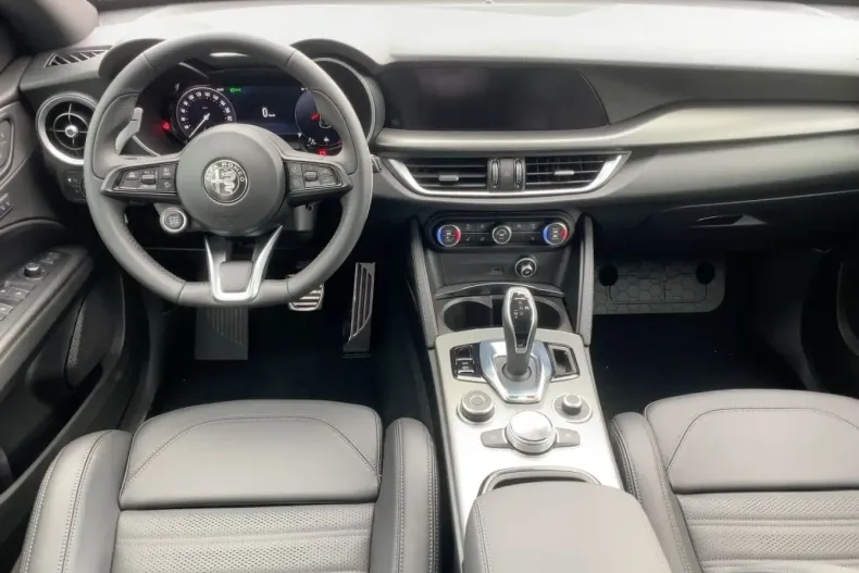 Alfa Romeo Stelvio din 2023 cu 2.300 km - oferta ALF125288 - foto 9
