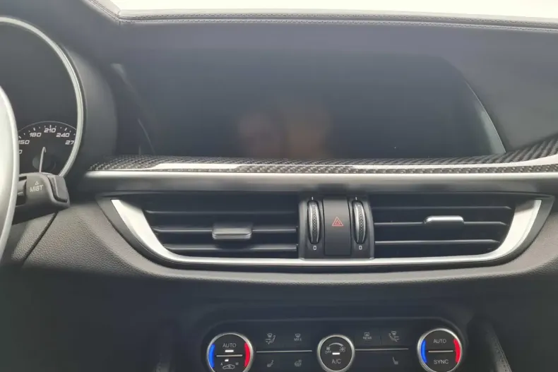 Alfa Romeo Stelvio din 2023 cu 20.229 km - oferta ALF125290 - foto 11