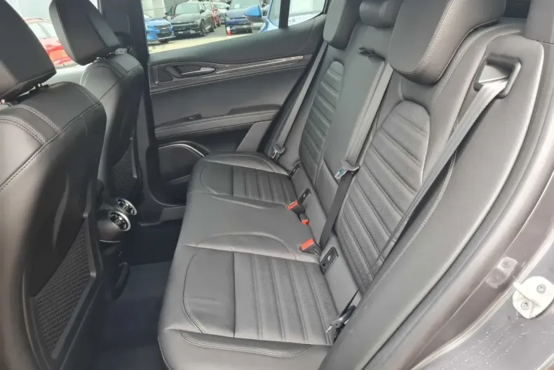 Alfa Romeo Stelvio din 2023 cu 20.229 km - oferta ALF125290 - foto 15