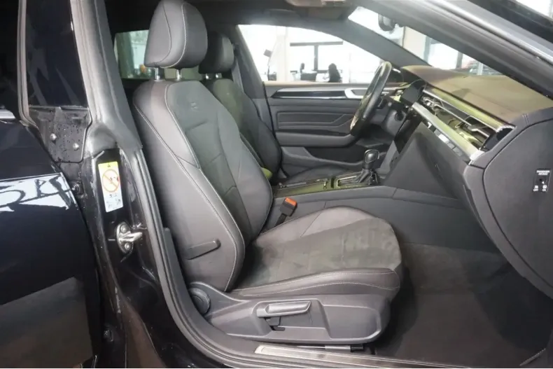 Volkswagen Arteon din 2021 cu 22.763 km - oferta VOL125299 - foto 9